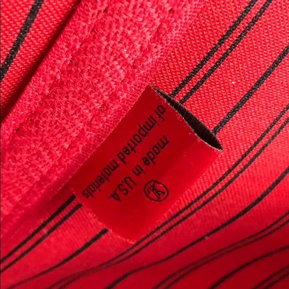 Famous NvF Bag - Picture 7 of 8